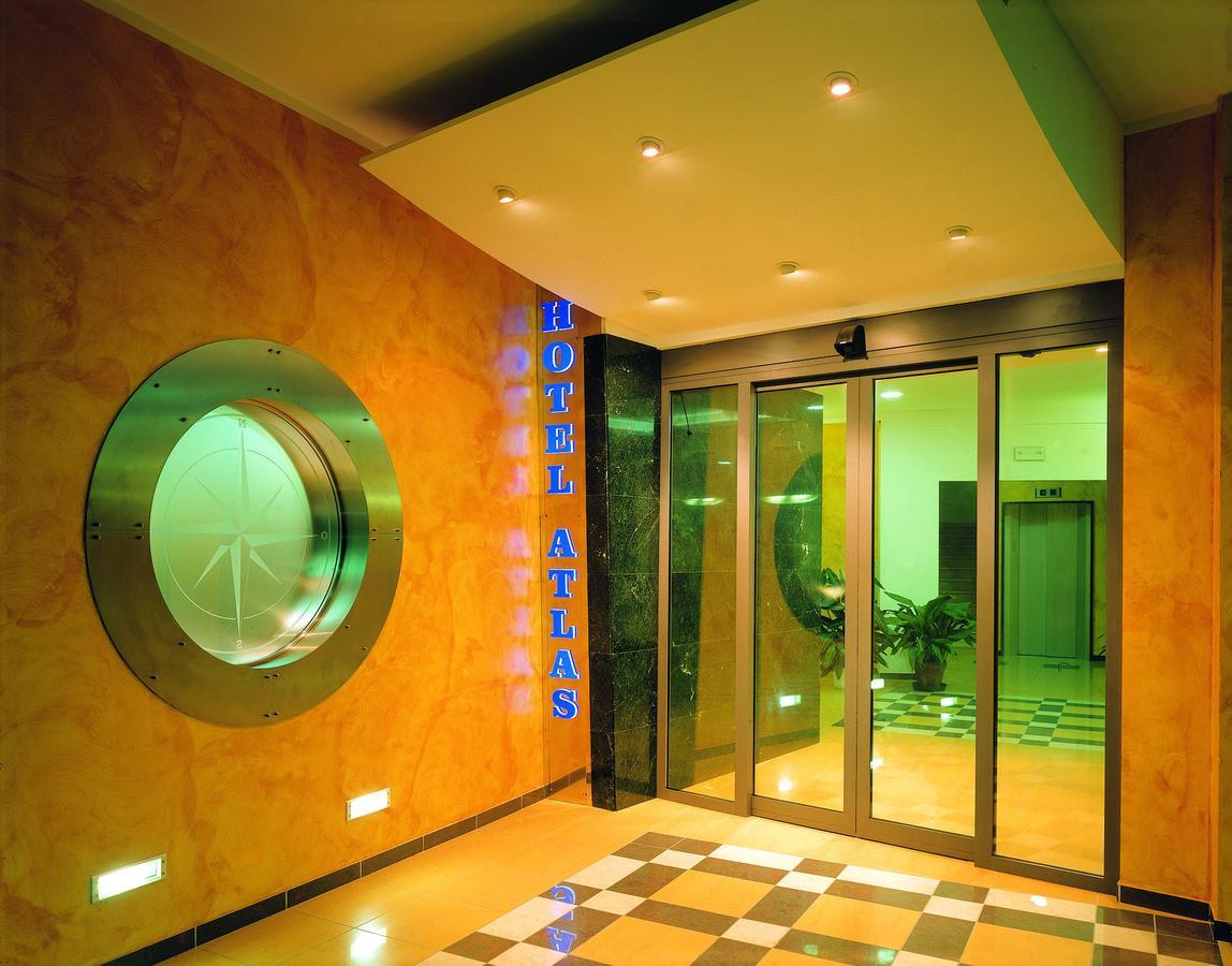 Hotel Atlas Alba Adriatica Esterno foto